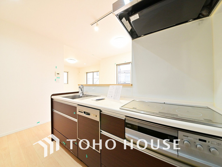 キッチン デザインと機能性を兼ね備えたシステムキッチン