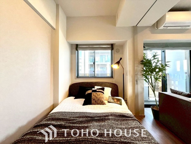 内装 感性を育むプライベートルームはシンプルでスマートな空間。好みの空間で読書をしたり、音楽を聞いたりと一人の時間も充実したものにできます。