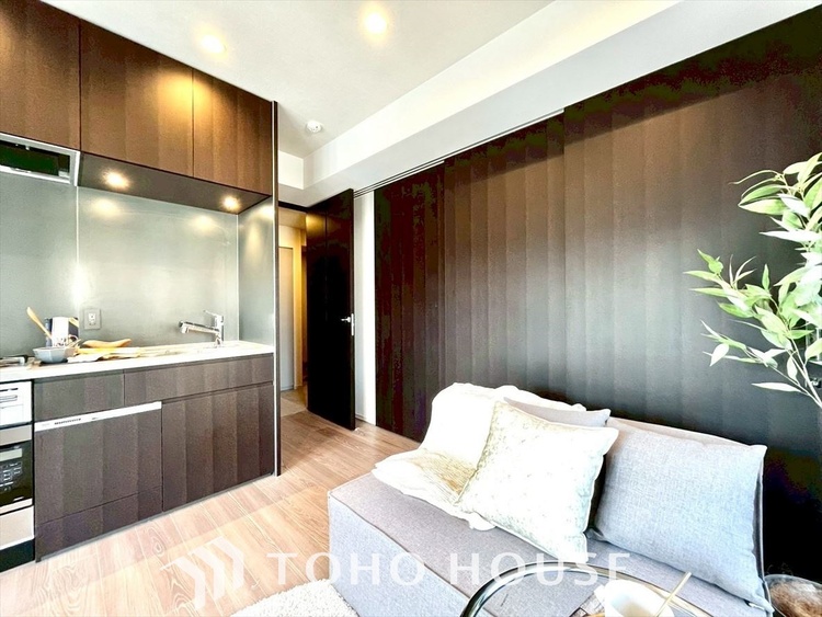 内装 「想像していた以上に広い」が写真を撮っているときの感想です。家事動線に配慮したプランによりご家族がくつろげる明るく広い空間が確保できました。