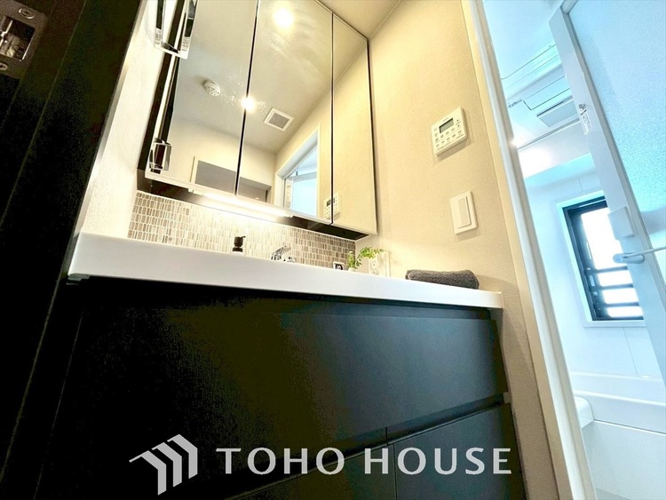 洗面 ここに集まる家族の会話と笑顔が絶え間なく続く幸せな空間。