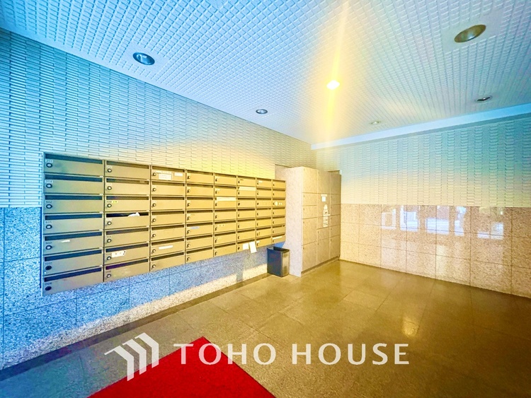 エントランス ほんの少しのこだわり。ちょっとした色使いがその家がもつ雰囲気を醸し出します