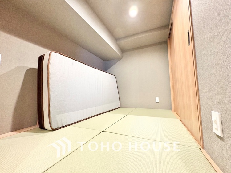 内装 【PRIVATE ROOM】◆快適◆な暮らしに不可欠な収納スペース。快適さとともに思い出も詰まっていく。