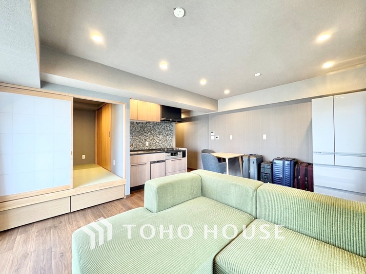 内装 【LIVING】◆Sunshine◆光が燦々と入り、いるだけで気持ちいい。「開放的でゆとりあるお部屋です。」