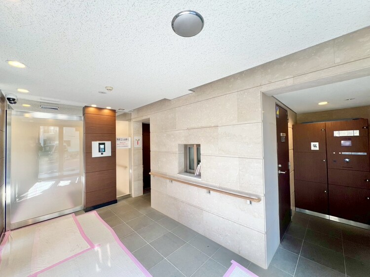 その他 館内は静寂な中が保たれており、管理が行き届いている印象を受けました。