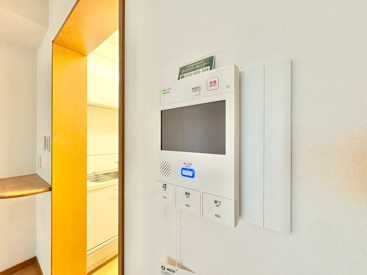 その他 誰が来てもわかる様にモニター付きインターホンを設置。