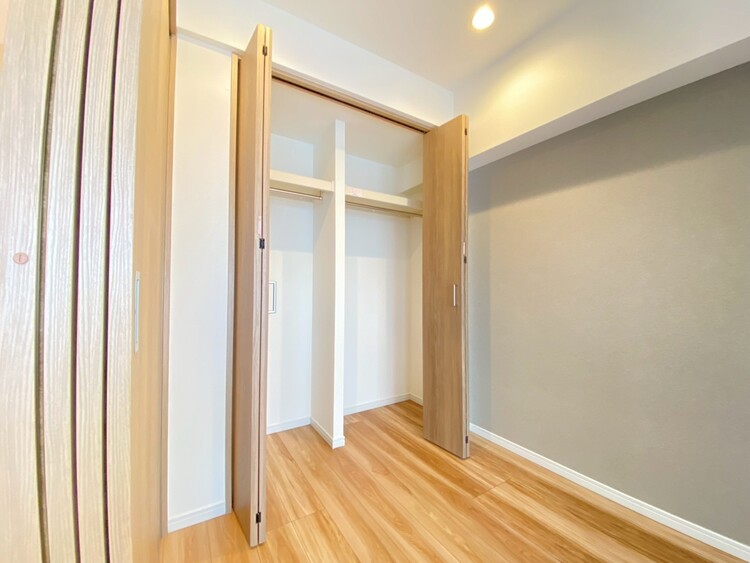 その他 家電やスーツケース、ストック品など何でも片付く嬉しい空間です。