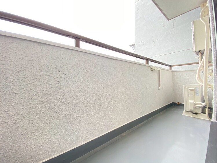 その他 朝の澄んだ空気や、夕方に吹く清々しい風を感じられるバルコニー。