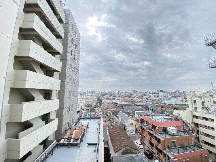 その他 眺望や窓からの景色が良いと、家で過ごす時間も快適です。