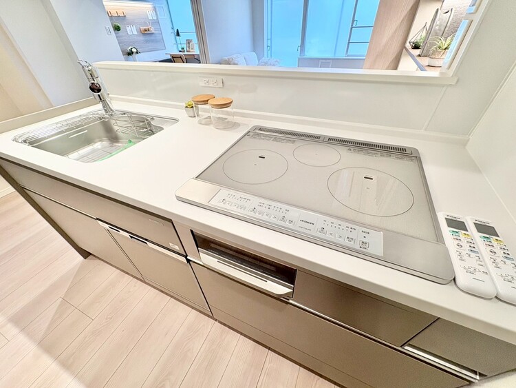 その他 使いやすくスタイリッシュなキッチン空間になっております。