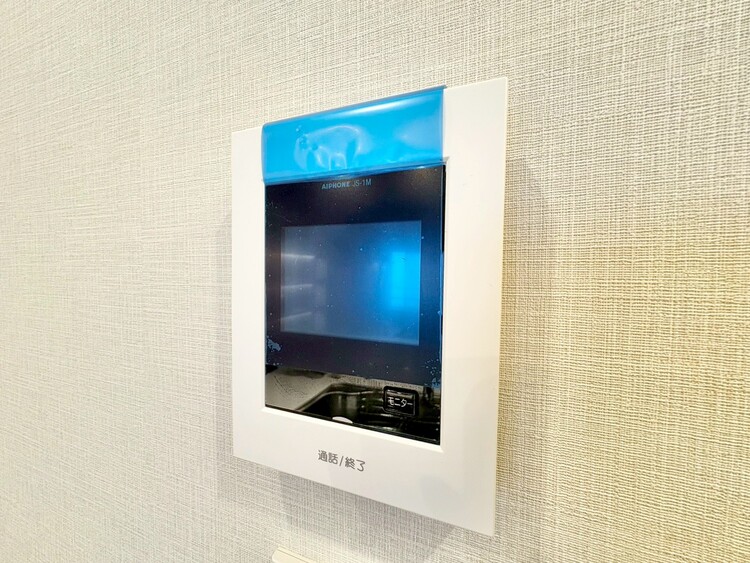 その他 誰が来てもわかる様にモニター付きインターホンを設置。