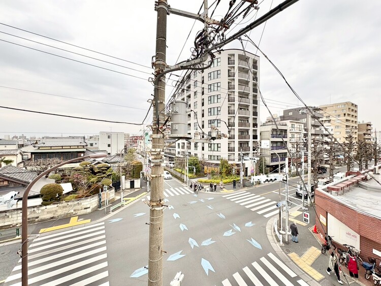 その他 眺望や窓からの景色が良いと、家で過ごす時間も快適です。