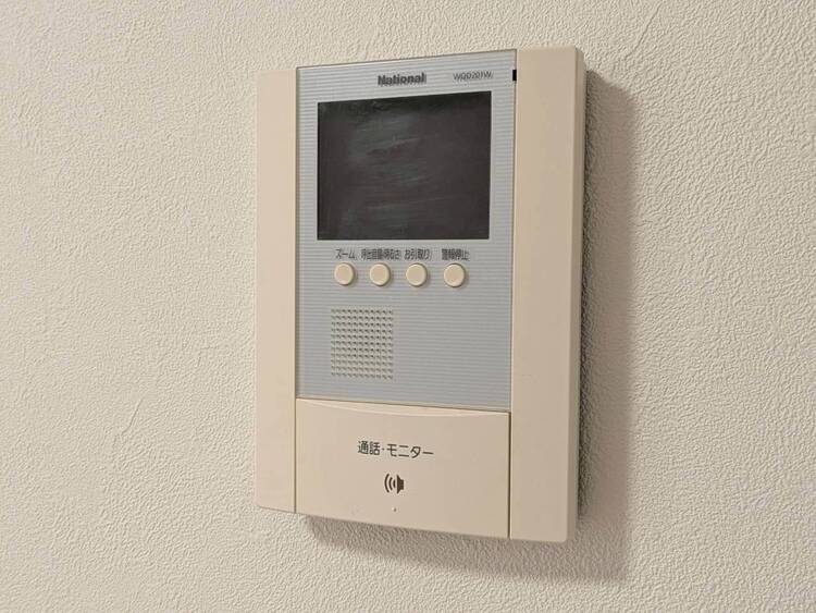 その他 誰が来てもわかる様にモニター付きインターホンを設置。