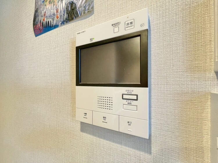 その他 誰が来てもわかる様にモニター付きインターホンを設置。
