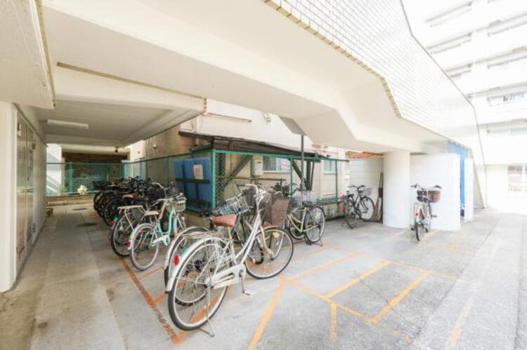 その他 敷地内に設けられた駐輪スペース。