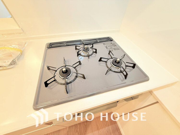 その他 3口ガスコンロで効率よくお料理できますね