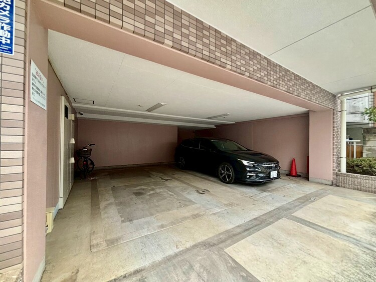 その他 駐車スペースが嬉しいですね。※空き状況は都度ご確認下さい。駐車スペースが嬉しいですね。※空き状況は都度ご確認下さい。