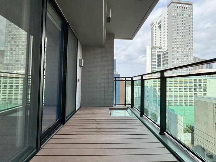 その他 朝の澄んだ空気や、夕方に吹く清々しい風を感じられるバルコニー。