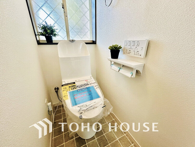 トイレ トイレには快適な温水洗浄便座付