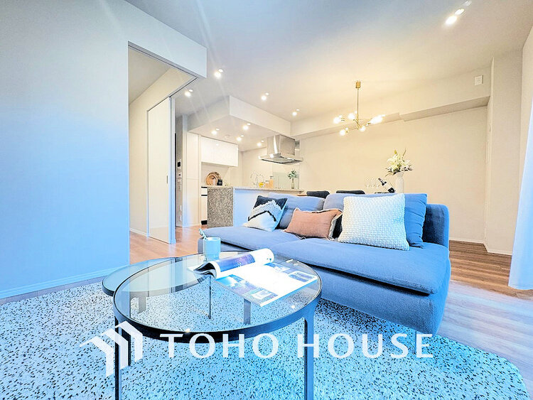 内装 1日の疲れを癒し、心地よく寛げるようゆったりとした広さをしています