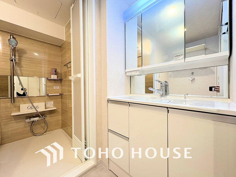 洗面 清潔感のある脱衣場