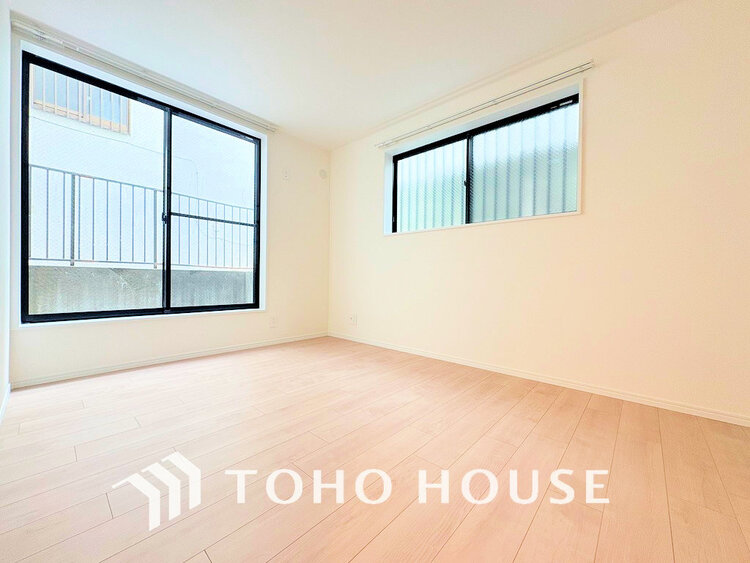 内装 家具の配置のし易い室内です。趣味の部屋としても充分な広さです