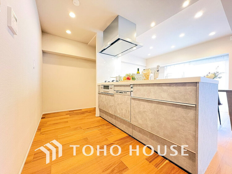 キッチン デザインと機能性を兼ね備えたシステムキッチン