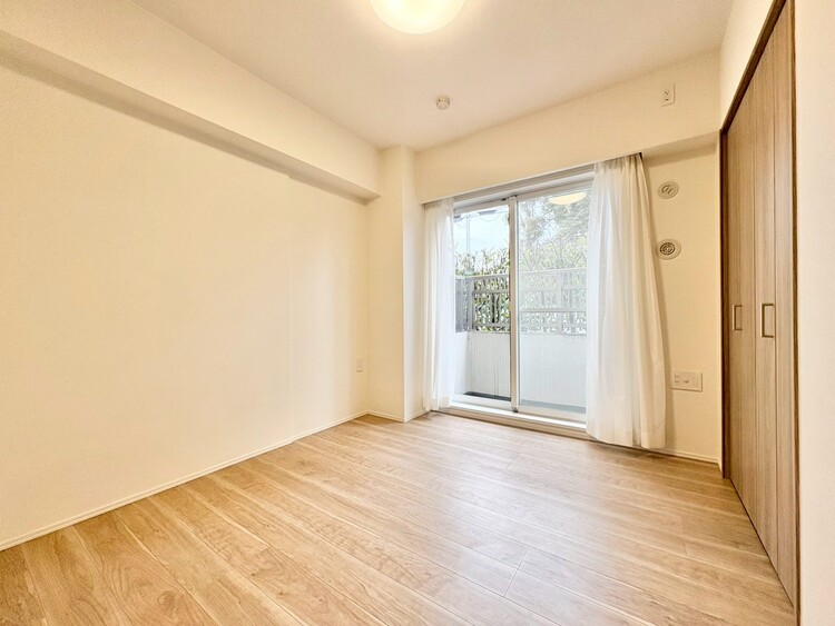 その他 清かで艶やかな時間をもたらしてくれる室内です。