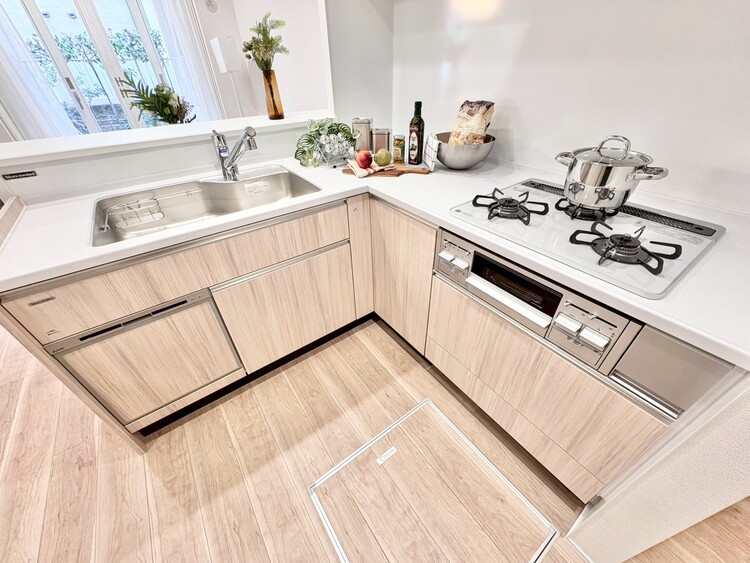 その他 開放感のあるキッチンスペース。調理をしながら、会話も弾みそうですね。