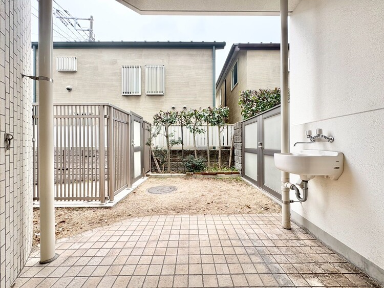 その他 朝の澄んだ空気や、夕方に吹く清々しい風を感じられるバルコニー。