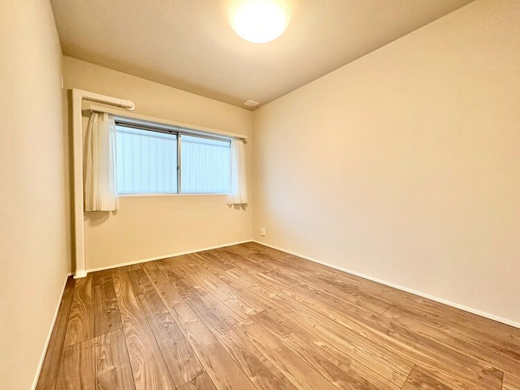 その他 清かで艶やかな時間をもたらしてくれる室内です。