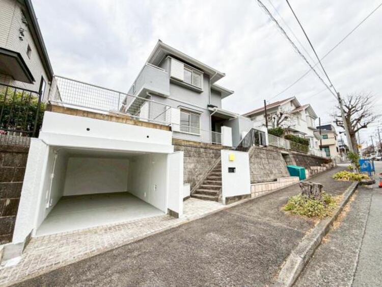 外観 空を広く感じる。緑が多いゆったり感のある安心の住環境です！！潤いのある環境でホッと生活できそうです！おしゃれな雰囲気や自然の潤いがあり、親しみやすさと個性を！街に新たな価値をもたらし続けてくれます！ 