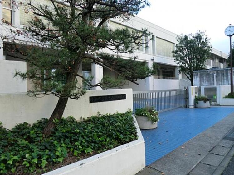 周辺 横浜市立あざみ野中学校まで約1900ｍ