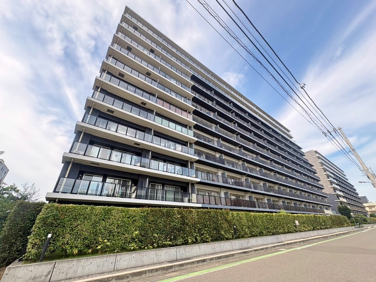 外観 資料には掲載していない情報が、現地にはたくさんあります。是非一度、現地をご確認ください。