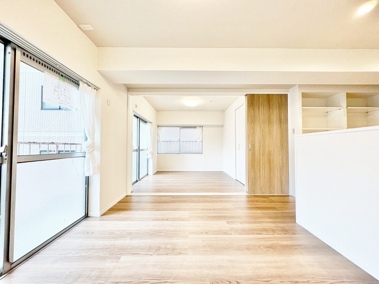 居間 豊かな居住性と、安心感を満たすクオリティが見事に調和した住空間。