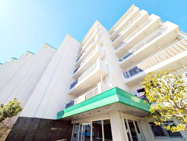 外観 資料には掲載していない情報が、現地にはたくさんあります。是非一度、現地をご確認ください。