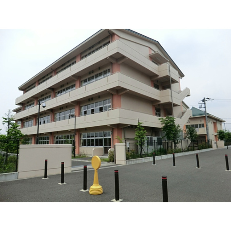 周辺 辻南小学校(約1300m)