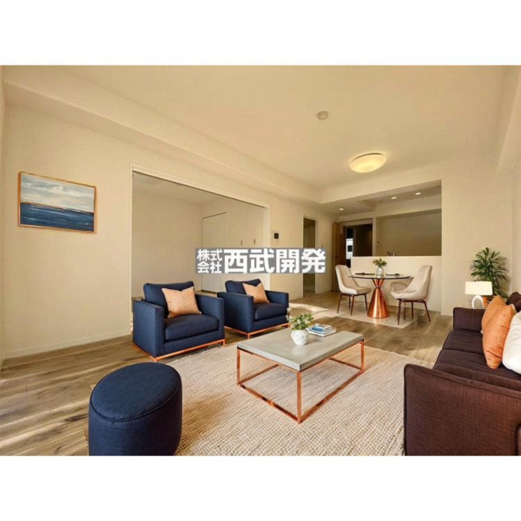 居間 【配置してある家具や小物はCGによるイメージです。】