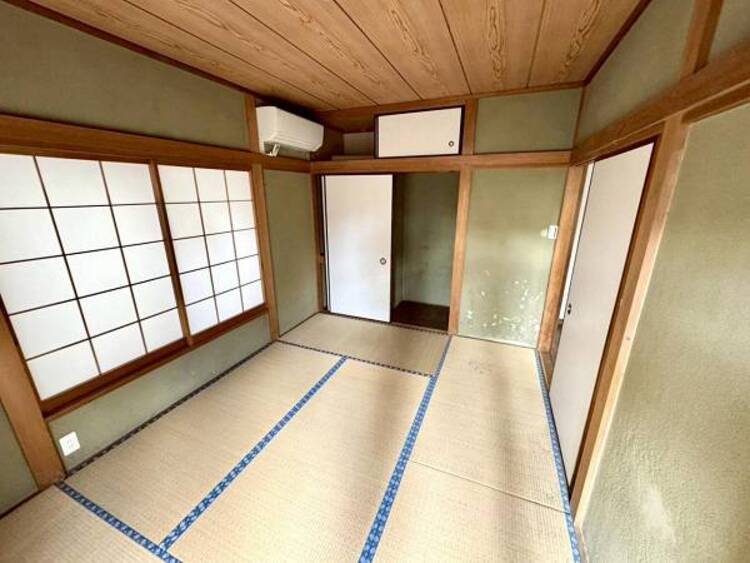 内装 お子さんが小さい方には遊べるスペースとしてご利用するのもいいですね。