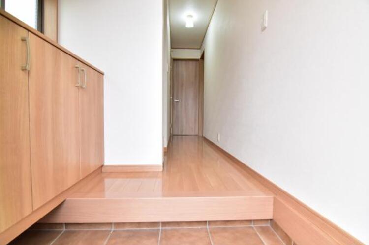 その他 雑多な玄関ではなくスッキリ空間としてお家の顔になるよう設計いたしました。