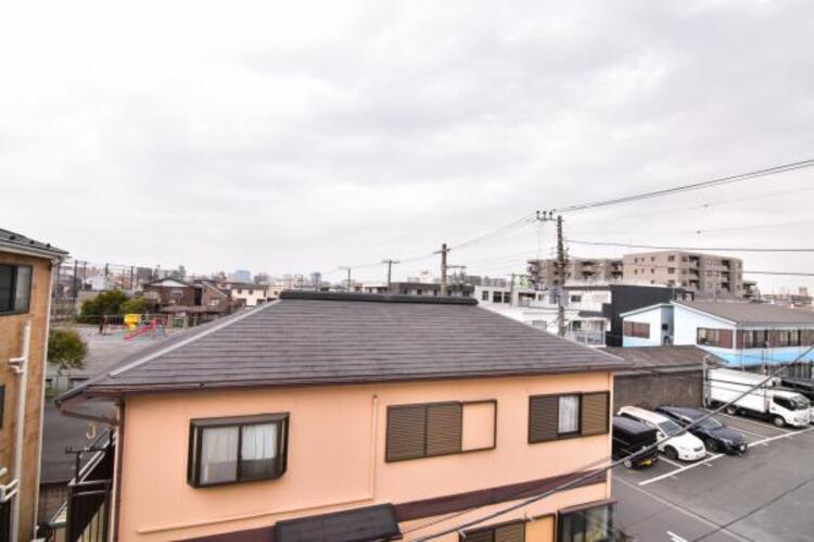 その他 ほっと一息つきたい時に望むこの眺望。リラックスできる空間になりますね。