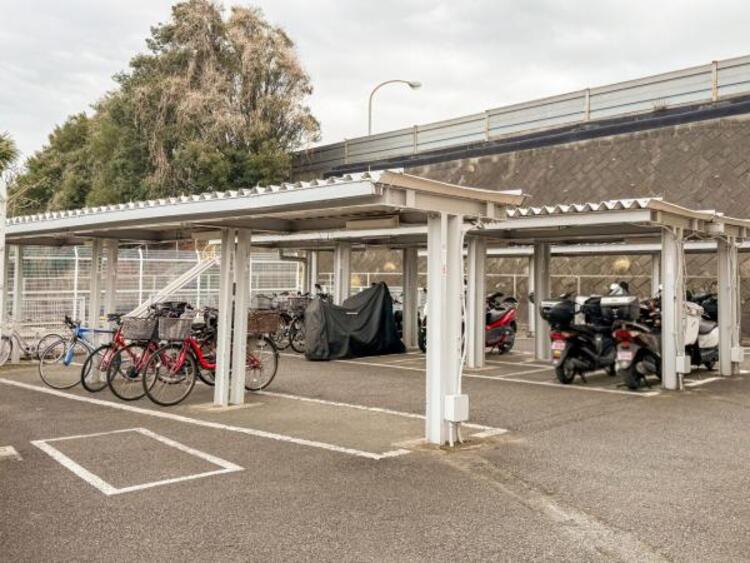 その他 敷地内に設けられた駐輪スペース。