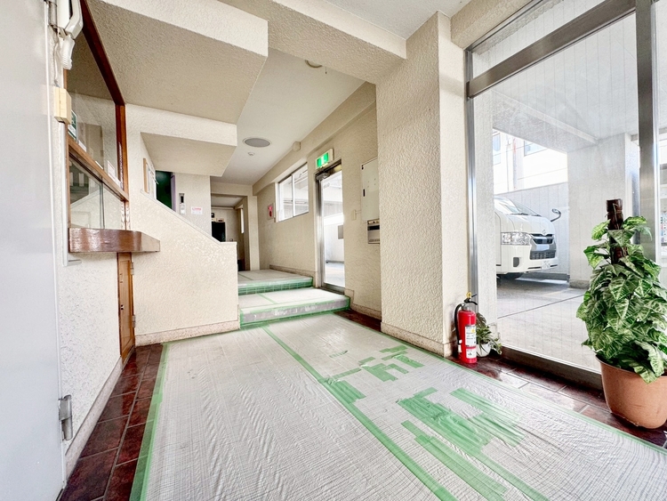 その他 館内は静寂な中が保たれており、管理が行き届いている印象を受けました。