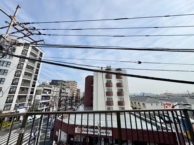 その他 眺望や窓からの景色が良いと、家で過ごす時間も快適です。