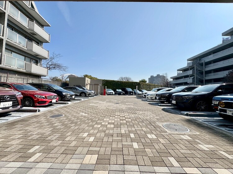 その他 駐車スペースが嬉しいですね。※空き状況は都度ご確認下さい。