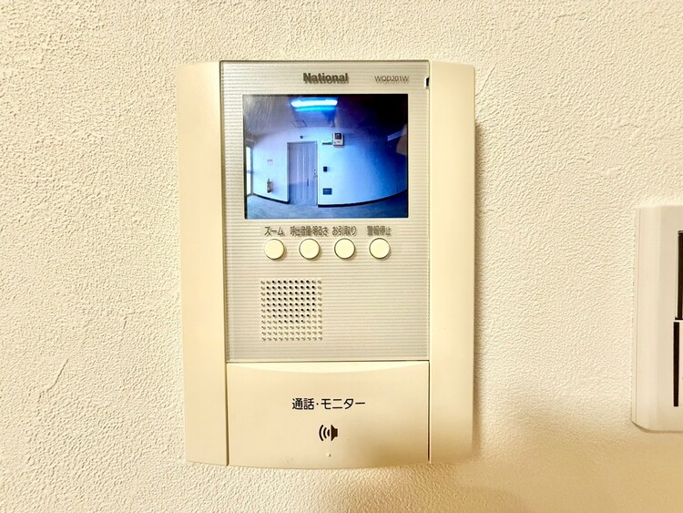 その他 誰が来てもわかる様にモニター付きインターホンを設置。