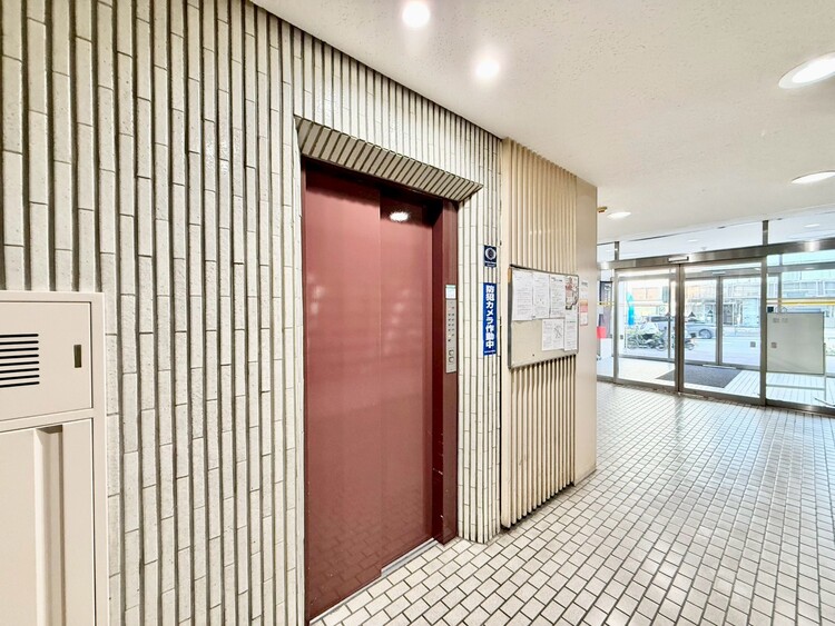 その他 エレベーター完備のため荷物が多くなっても安心。