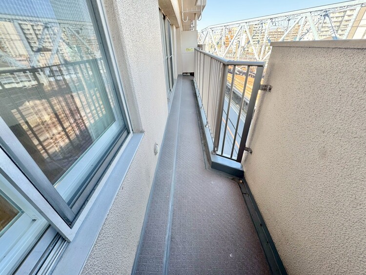 その他 朝の澄んだ空気や、夕方に吹く清々しい風を感じられるバルコニー。