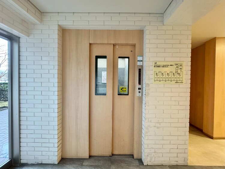 その他 エレベーター完備のため荷物が多くなっても安心。