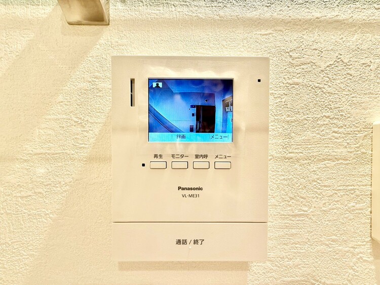 その他 誰が来てもわかる様にモニター付きインターホンを設置。