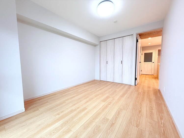 その他 清かで艶やかな時間をもたらしてくれる室内です。